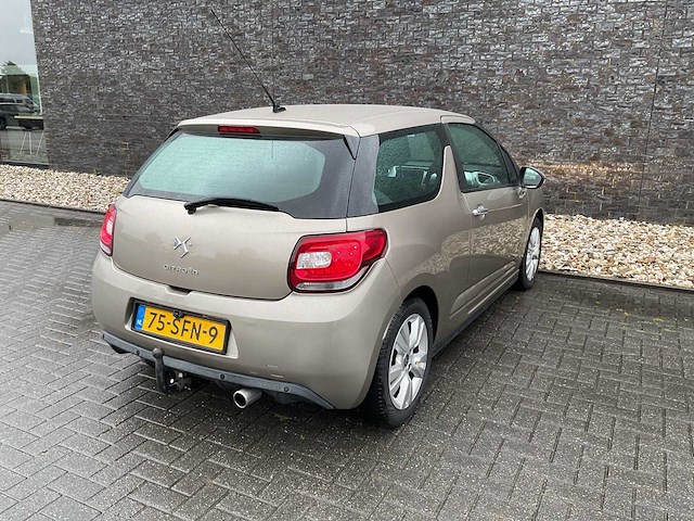 2011 citroen ds3 1.4 chic personenauto - afbeelding 31 van  34