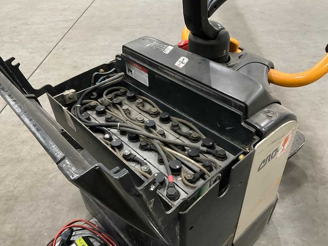 2011 crown wt3040 elektrische palletwagen - afbeelding 6 van  19