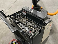 2011 crown wt3040 elektrische palletwagen - afbeelding 6 van  19