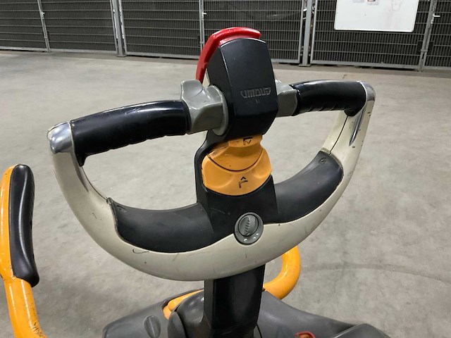 2011 crown wt3040 elektrische palletwagen - afbeelding 9 van  19