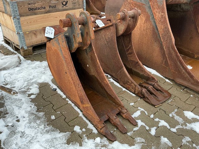 2011 cseri / yanmar 4310600 graafbak - afbeelding 1 van  6