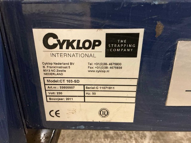 2011 cyklop ct 103-sd dozensluitmachine met rollenbaan - afbeelding 6 van  14