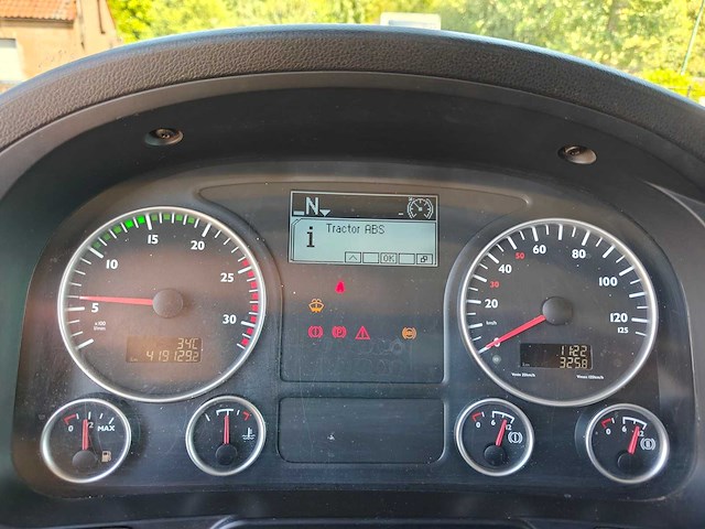 2011 daf ft xf105.410 vrachtwagen - afbeelding 29 van  44