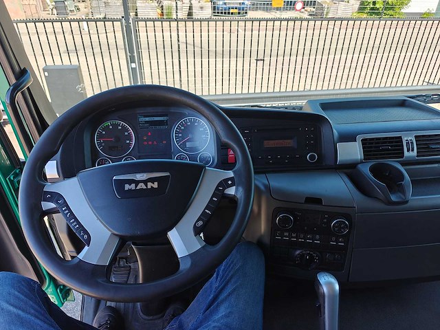 2011 daf ft xf105.410 vrachtwagen - afbeelding 31 van  44