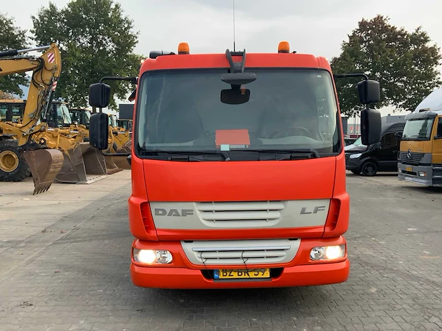 2011 daf lf 45-180 opleggertrekker met trias riool ontstoppings oplegger - afbeelding 33 van  35