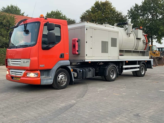 2011 daf lf 45-180 opleggertrekker met trias riool ontstoppings oplegger - afbeelding 1 van  35