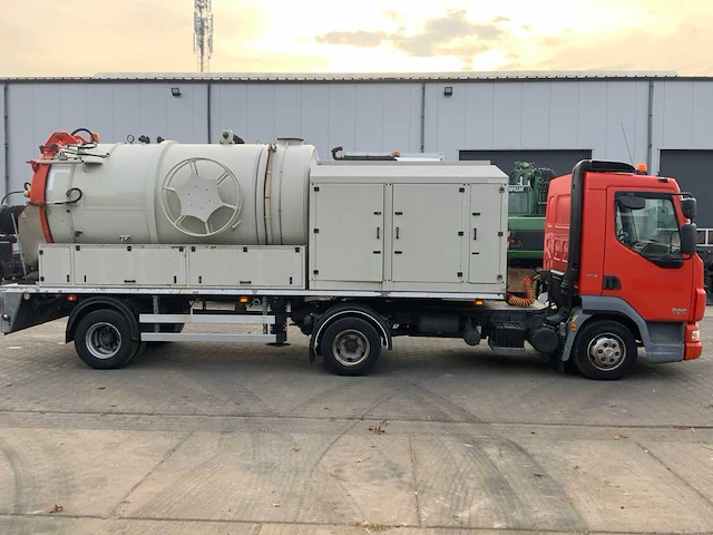 2011 daf lf 45-180 opleggertrekker met trias riool ontstoppings oplegger - afbeelding 31 van  35