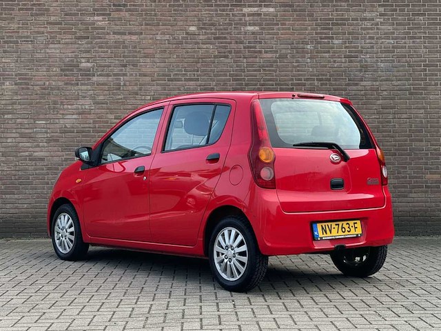 2011 daihatsu cuore 1.0 clever s airco personenauto - afbeelding 13 van  13