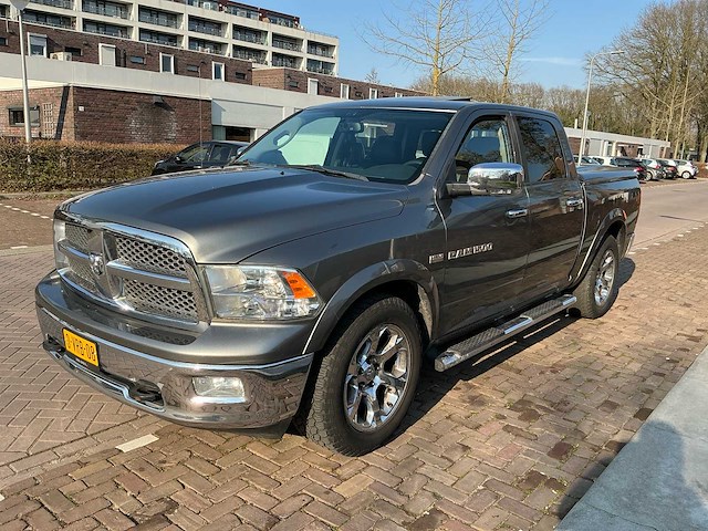 2011 dodge 5.7 hemi ram bedrijfswagen - afbeelding 1 van  43