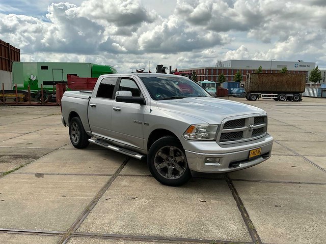 2011 dodge ram 1500 hemi 5.7 v8 4x4 qc 6'4 bedrijfswagen - afbeelding 33 van  35