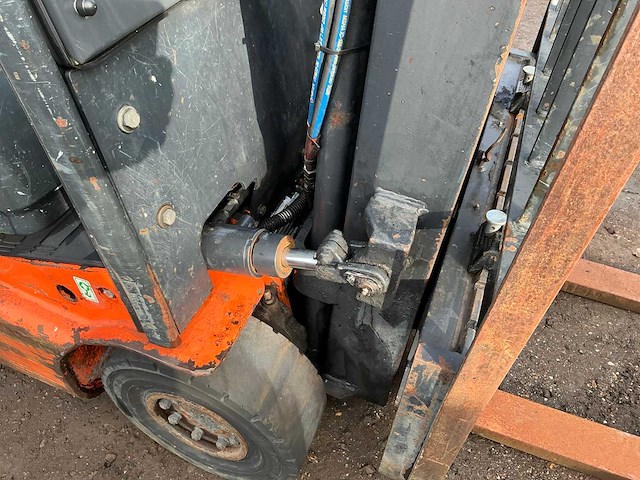 2011 doosan b15t-3 vorkheftruck defect - afbeelding 8 van  28