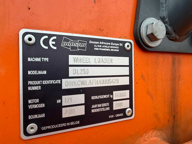 2011 doosan dl250 shovel - afbeelding 10 van  35