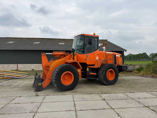 2011 doosan dl250 shovel - afbeelding 1 van  35