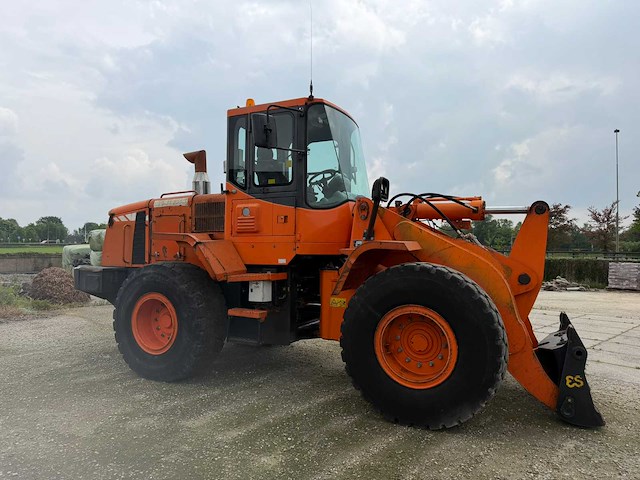 2011 doosan dl250 shovel - afbeelding 11 van  35