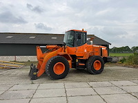 2011 doosan dl250 shovel - afbeelding 1 van  23