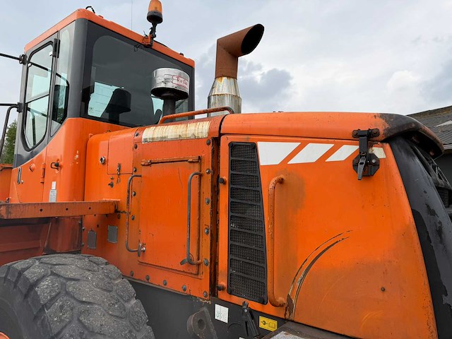 2011 doosan dl250 shovel - afbeelding 23 van  23