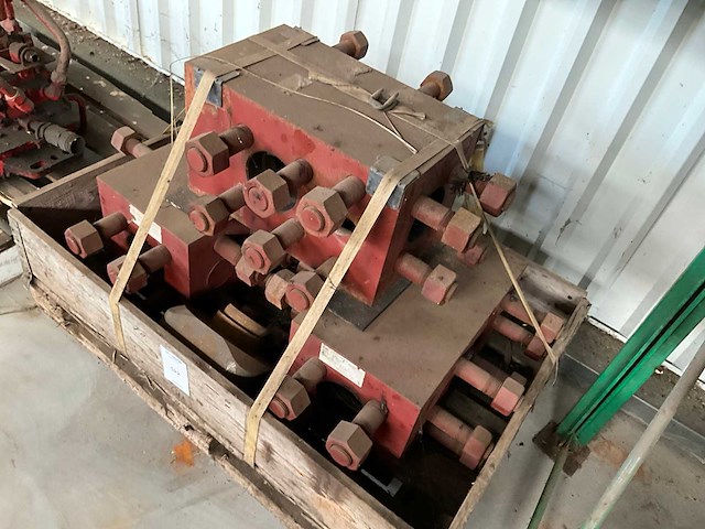 2011 eindblok voor continental emsco fluid end (3x) "mud pump hp block continental emsco" - afbeelding 3 van  4