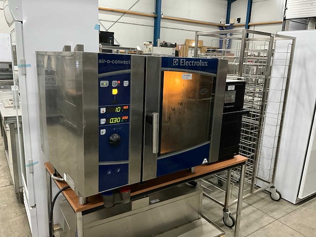 2011 electrolux aos061eca2 combisteamer - afbeelding 1 van  9