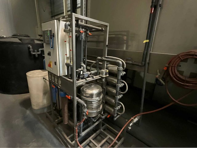 2011 emotech 5-zone doorloop- voorbehandelingsinstallatie - afbeelding 23 van  35