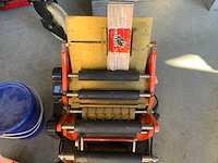 2011 enolmac selenia s79/2 etiketteermachine - afbeelding 2 van  4