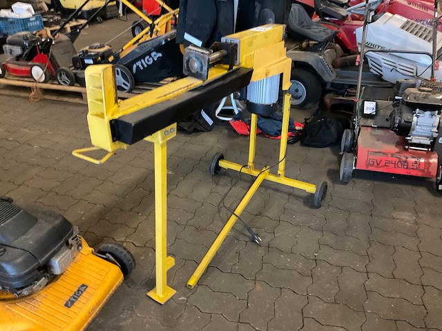 2011 ergo fix 5000kg kloofmachine - afbeelding 1 van  4