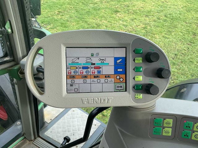 2011 fendt 712 vario vierwielaangedreven landbouwtractor - afbeelding 27 van  43