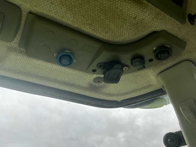 2011 fendt 712 vario vierwielaangedreven landbouwtractor - afbeelding 36 van  43