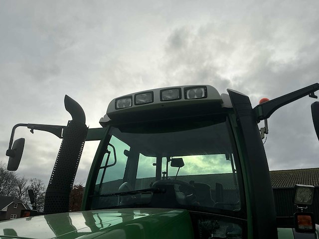 2011 fendt 712 vario vierwielaangedreven landbouwtractor - afbeelding 37 van  43