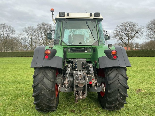 2011 fendt 712 vario vierwielaangedreven landbouwtractor - afbeelding 34 van  43