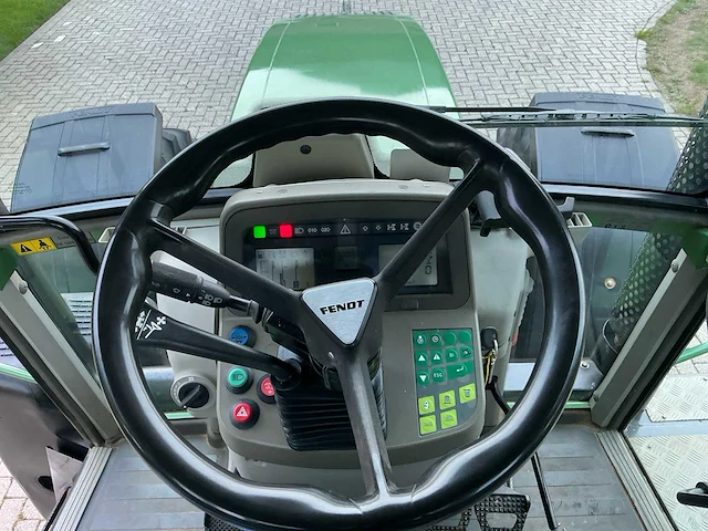 2011 fendt 818 vario tms vierwielaangedreven landbouwtractor - afbeelding 29 van  37