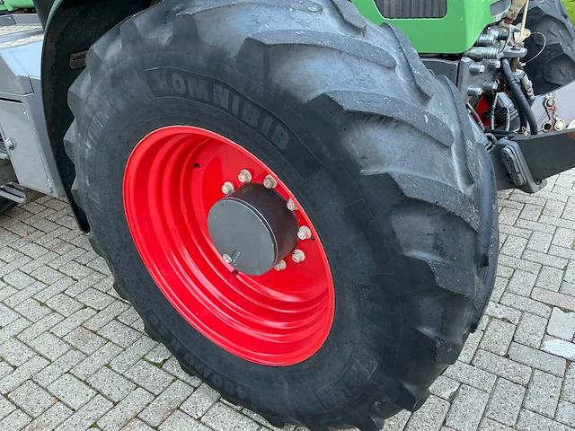 2011 fendt 818 vario tms vierwielaangedreven landbouwtractor - afbeelding 12 van  37