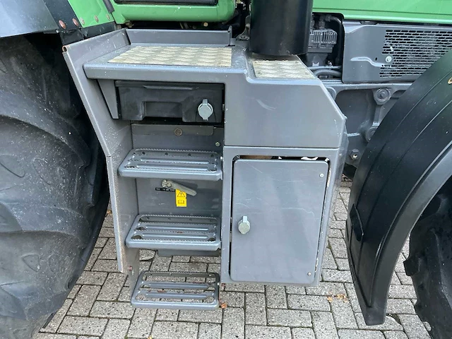 2011 fendt 818 vario tms vierwielaangedreven landbouwtractor - afbeelding 13 van  37