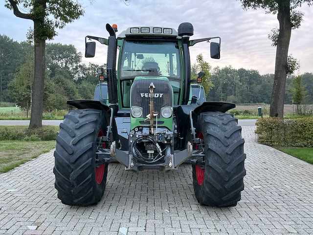 2011 fendt 818 vario tms vierwielaangedreven landbouwtractor - afbeelding 36 van  37