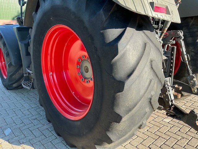 2011 fendt 822 vierwielaangedreven landbouwtractor - afbeelding 16 van  36