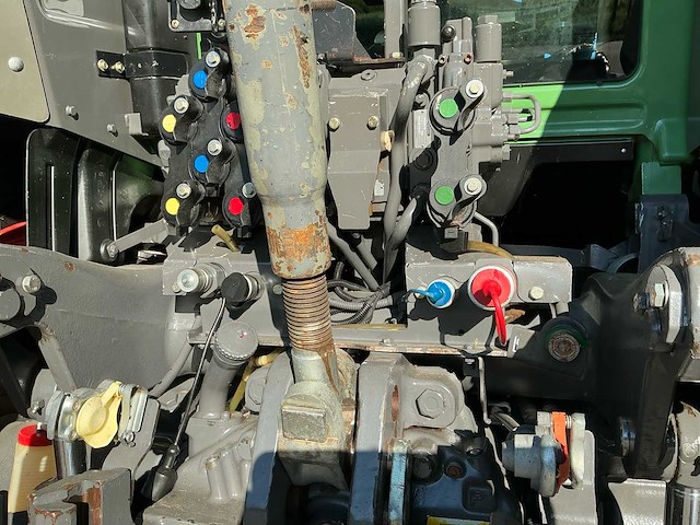 2011 fendt 822 vierwielaangedreven landbouwtractor - afbeelding 20 van  36