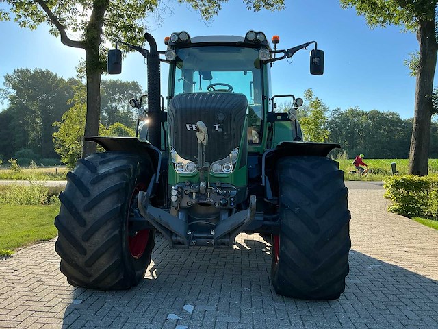2011 fendt 822 vierwielaangedreven landbouwtractor - afbeelding 8 van  36
