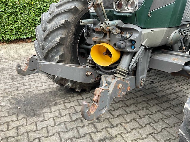 2011 fendt 826 vario vierwielaangedreven landbouwtractor - afbeelding 14 van  54
