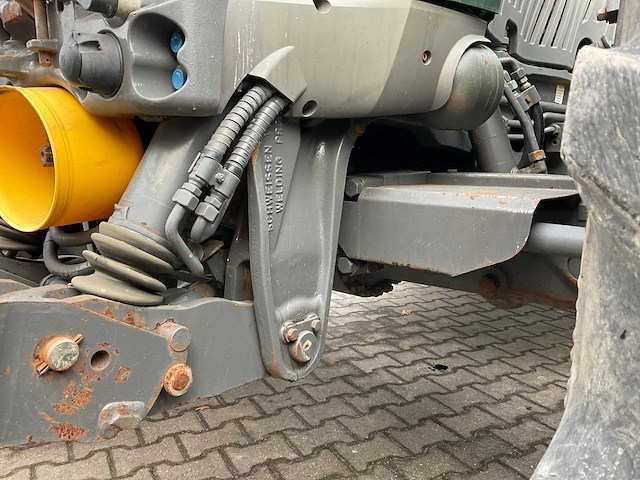 2011 fendt 826 vario vierwielaangedreven landbouwtractor - afbeelding 15 van  54