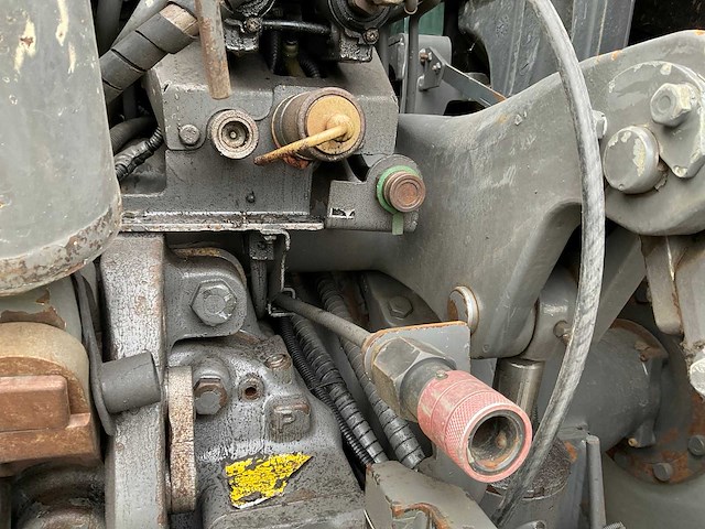 2011 fendt 826 vario vierwielaangedreven landbouwtractor - afbeelding 29 van  54