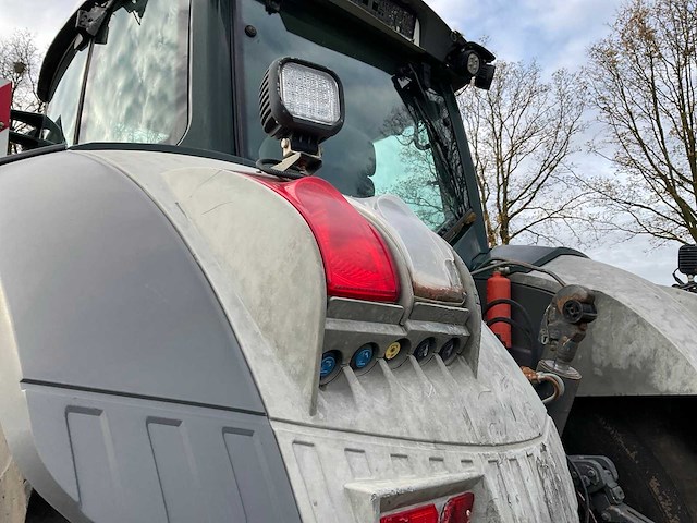 2011 fendt 826 vario vierwielaangedreven landbouwtractor - afbeelding 34 van  54