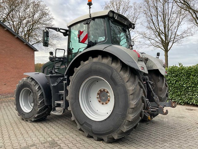 2011 fendt 826 vario vierwielaangedreven landbouwtractor - afbeelding 3 van  54