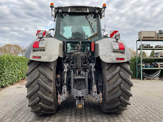 2011 fendt 826 vario vierwielaangedreven landbouwtractor - afbeelding 8 van  54