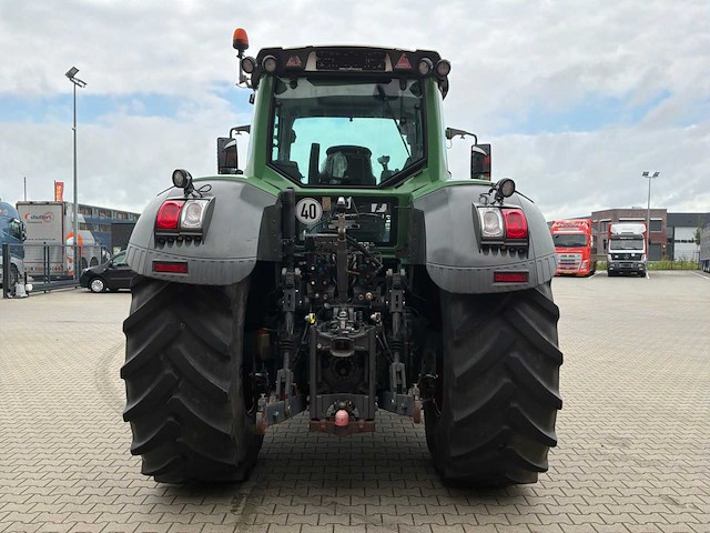 2011 fendt 833 vario vierwielaangedreven landbouwtractor - afbeelding 19 van  21