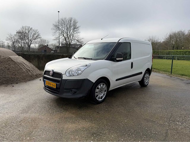 2011 fiat cng doblò cargo bedrijfswagen - afbeelding 1 van  33