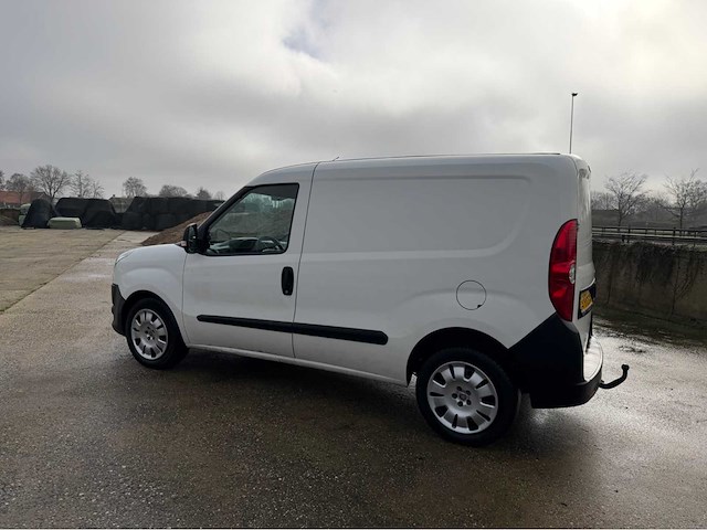 2011 fiat cng doblò cargo bedrijfswagen - afbeelding 12 van  33