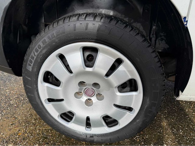 2011 fiat cng doblò cargo bedrijfswagen - afbeelding 29 van  33