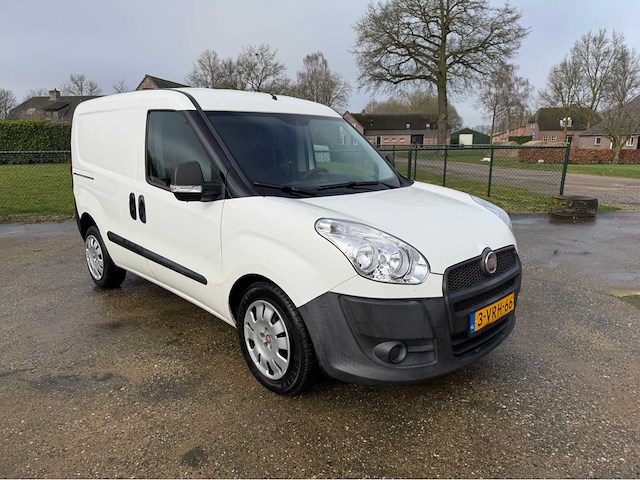 2011 fiat cng doblò cargo bedrijfswagen - afbeelding 31 van  33