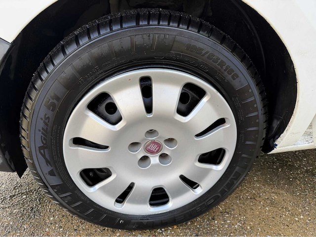 2011 fiat doblò cargo bedrijfswagen - afbeelding 18 van  22