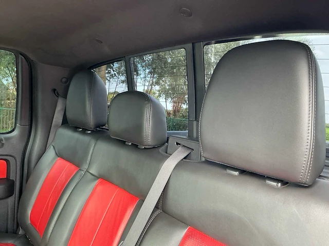 2011 ford f150 raptor bedrijfswagen - afbeelding 31 van  46