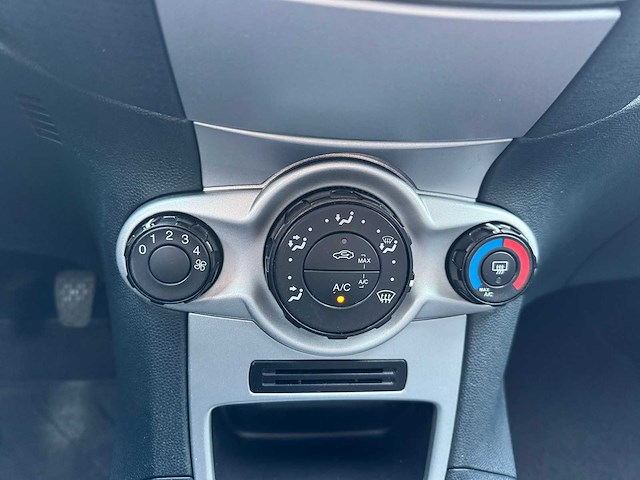 2011 ford fiesta 1.25 cool limited 76-stv-3 - afbeelding 18 van  23